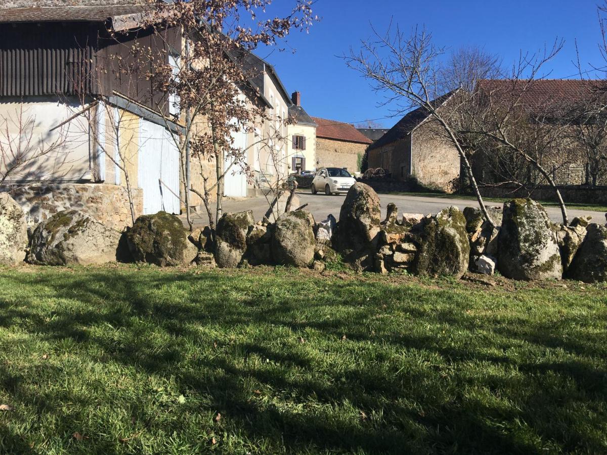 Bed and Breakfast La Mirabelle Saint-Pierre-de-Fursac Exterior foto
